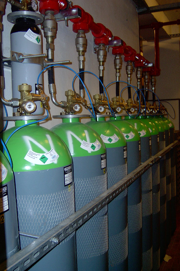 Installazione impianto rilevazione e spegnimento con gas inerte - Milano 05